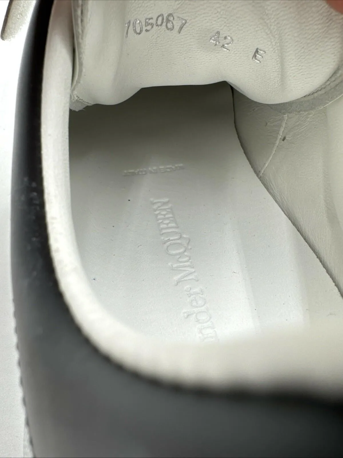 Alexander McQueen Oversized Triple Strap Sneakers White Size 42 - Very Good