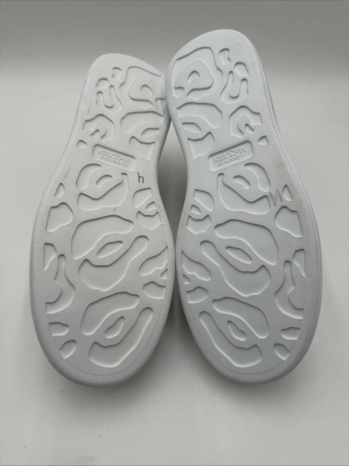 Alexander McQueen Oversized Triple Strap Sneakers White Size 42 - Very Good
