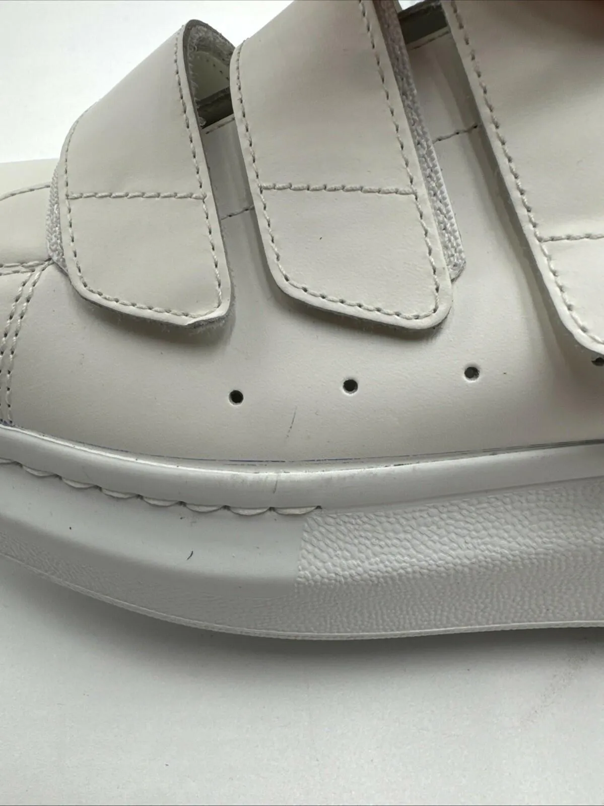 Alexander McQueen Oversized Triple Strap Sneakers White Size 42 - Very Good