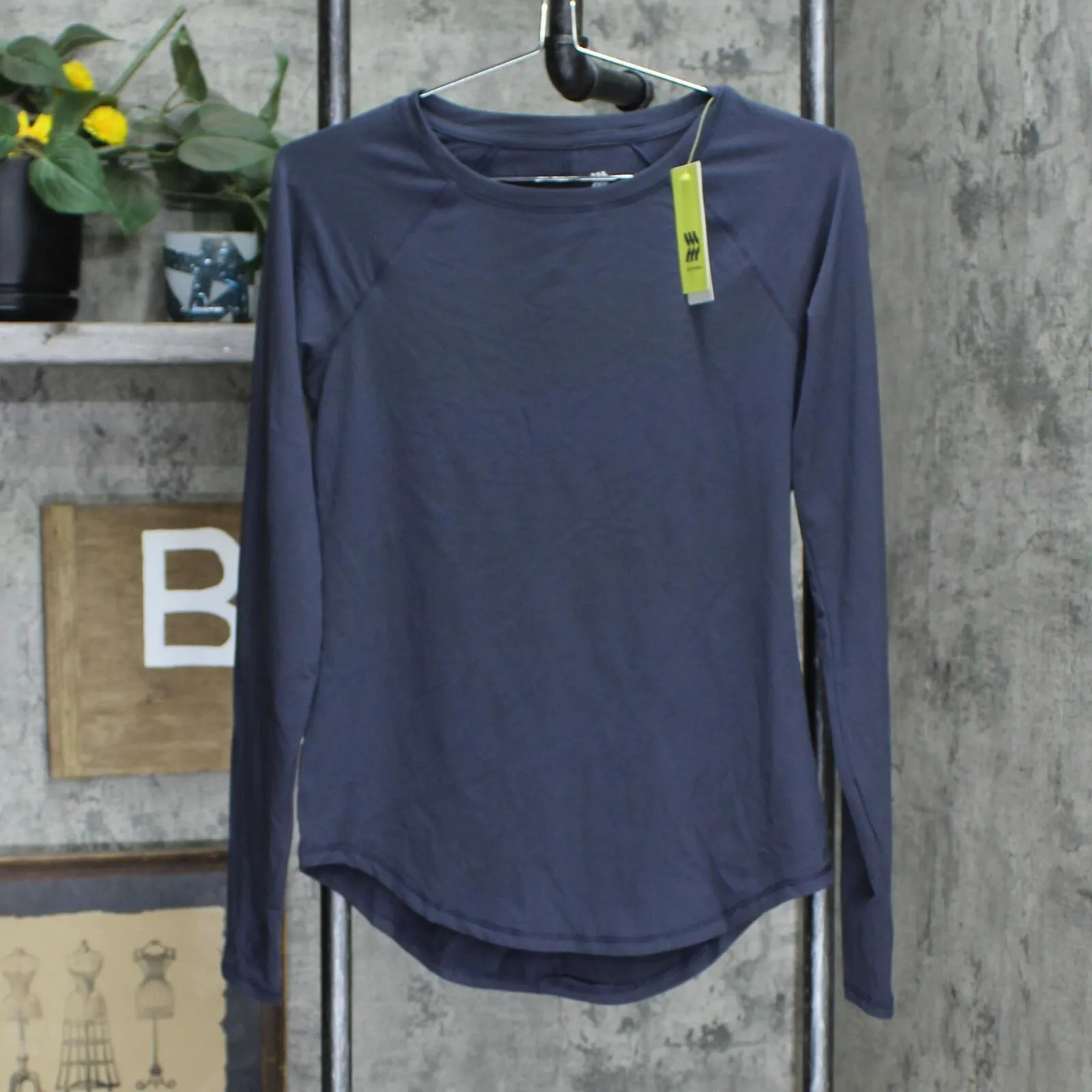 All In Motion Women's Essential Crewneck Long Sleeve T-Shirt Tee