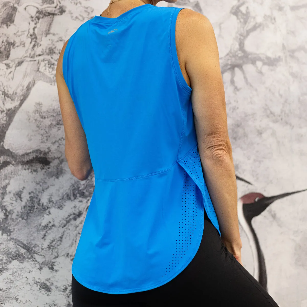 Athletic Chic Tank Tops | Blue