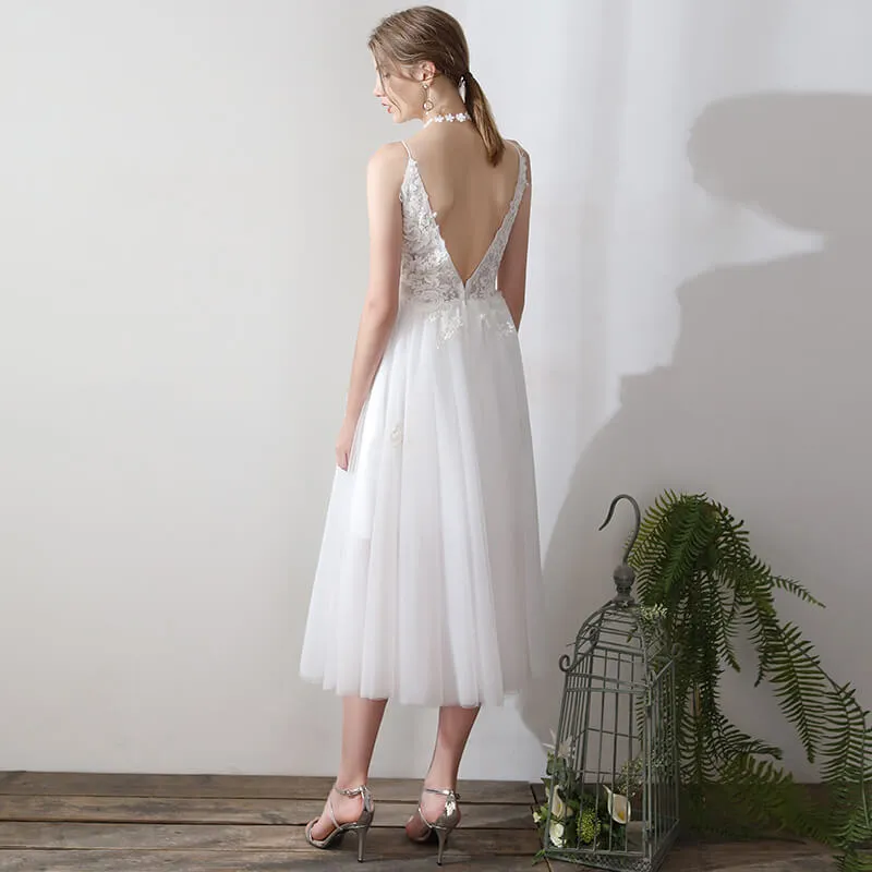 Ballet Spaghetti Straps V Cut Lace Appliqués Tulle Short Bridal Dress