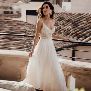 Beach Bridal Gown Tulle Lace Appliques Wedding Dresses