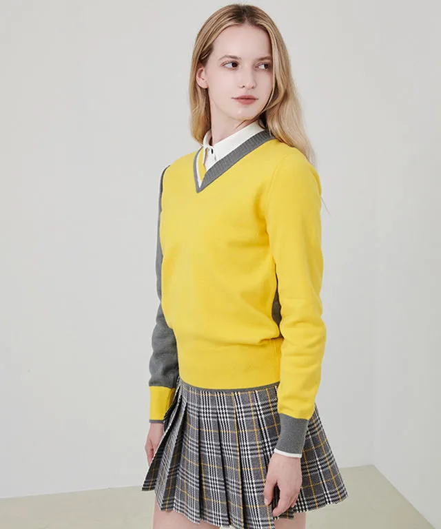 CHUCUCHU Ellie V-Neck Knit Sweater - Yellow