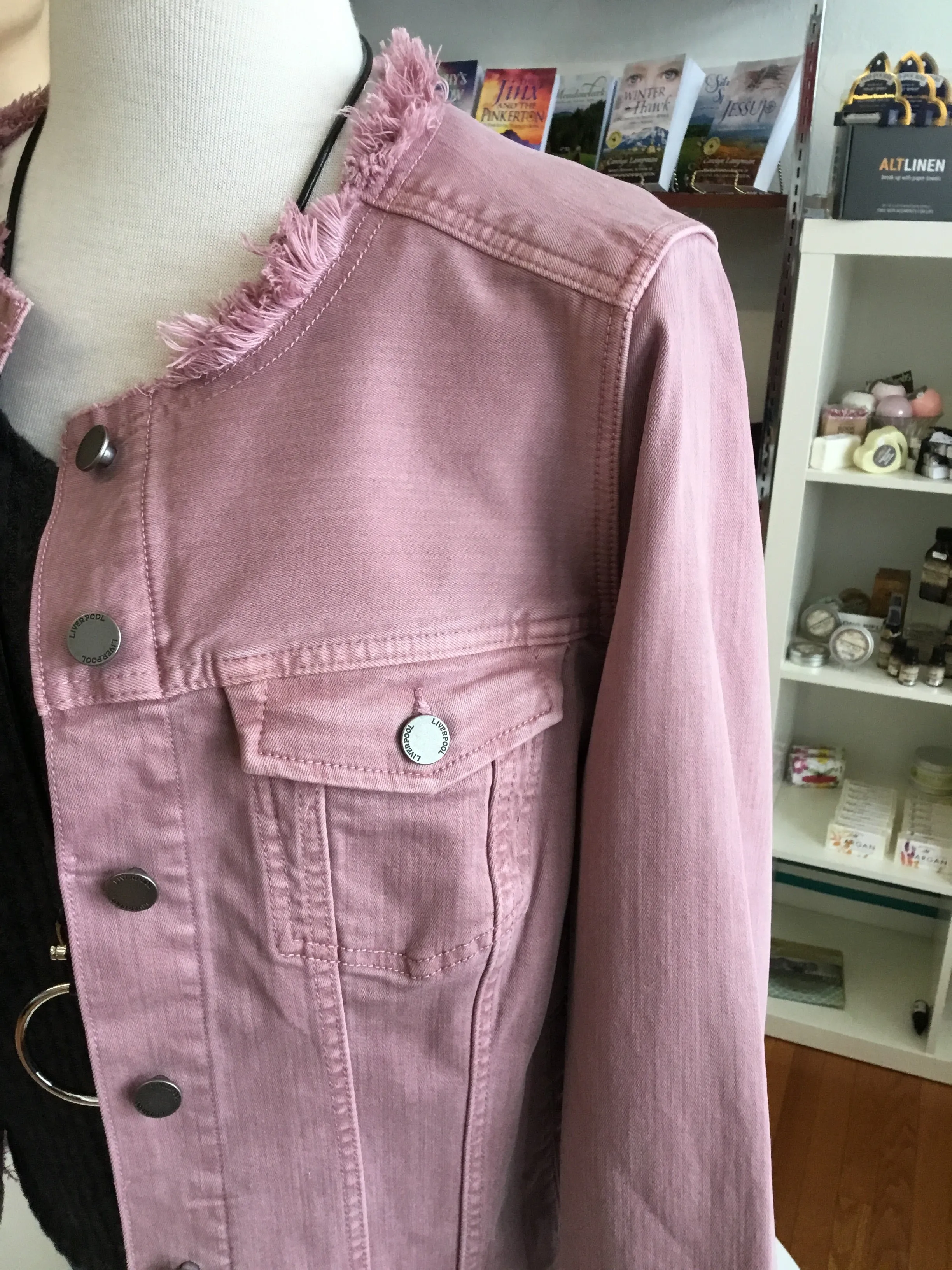 Classic Jean Jacket W Fray