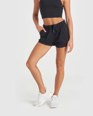 Core Trainer Bonnie Walk Shorts - Black