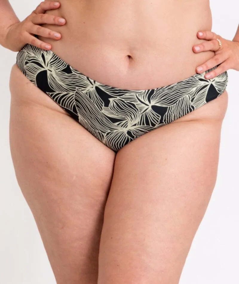 Curvy Kate Ripple Reef Classic Brief - Black Print