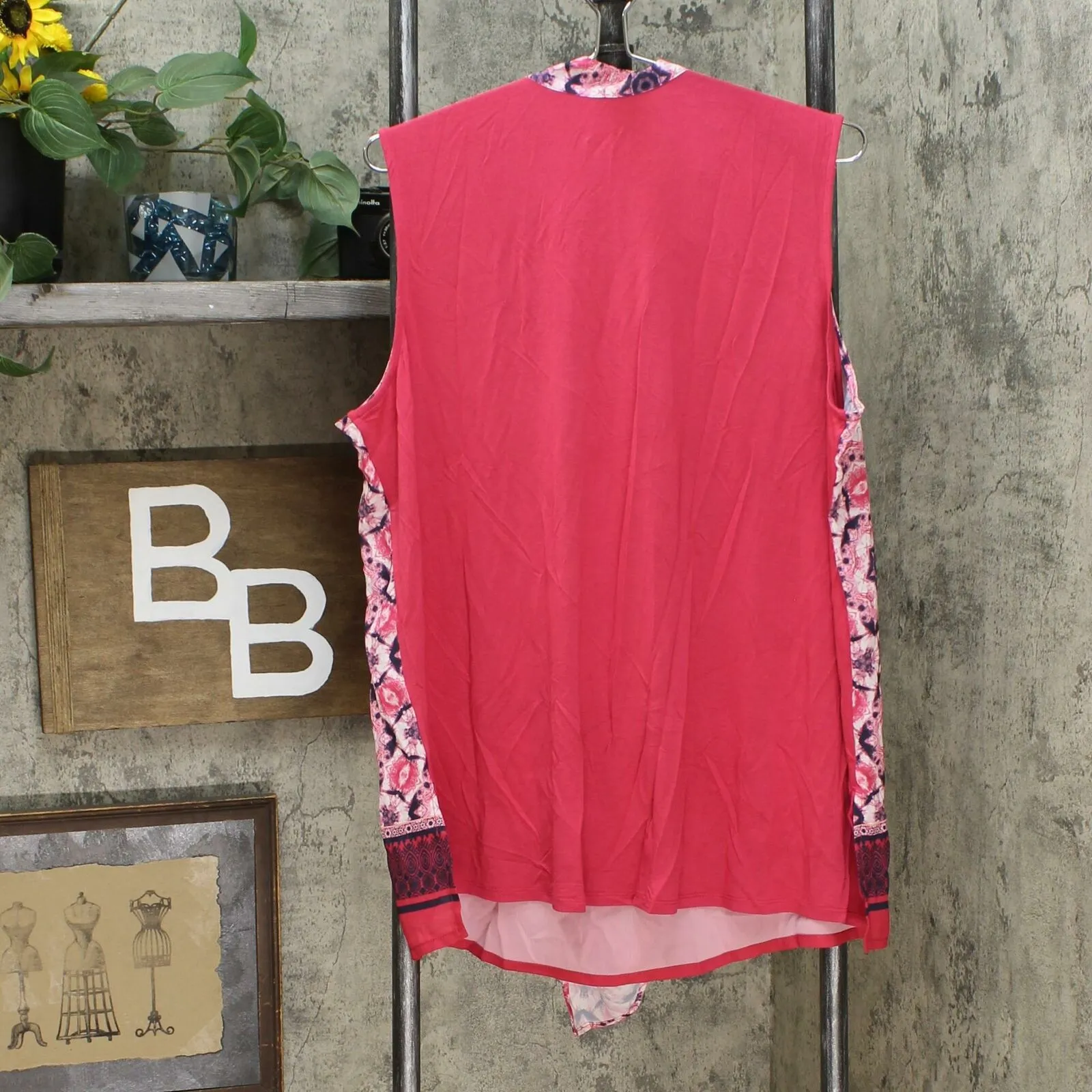 DG2 by Diane Gilman Women's Colorblocked Print and Solid Tank Top With Scarf