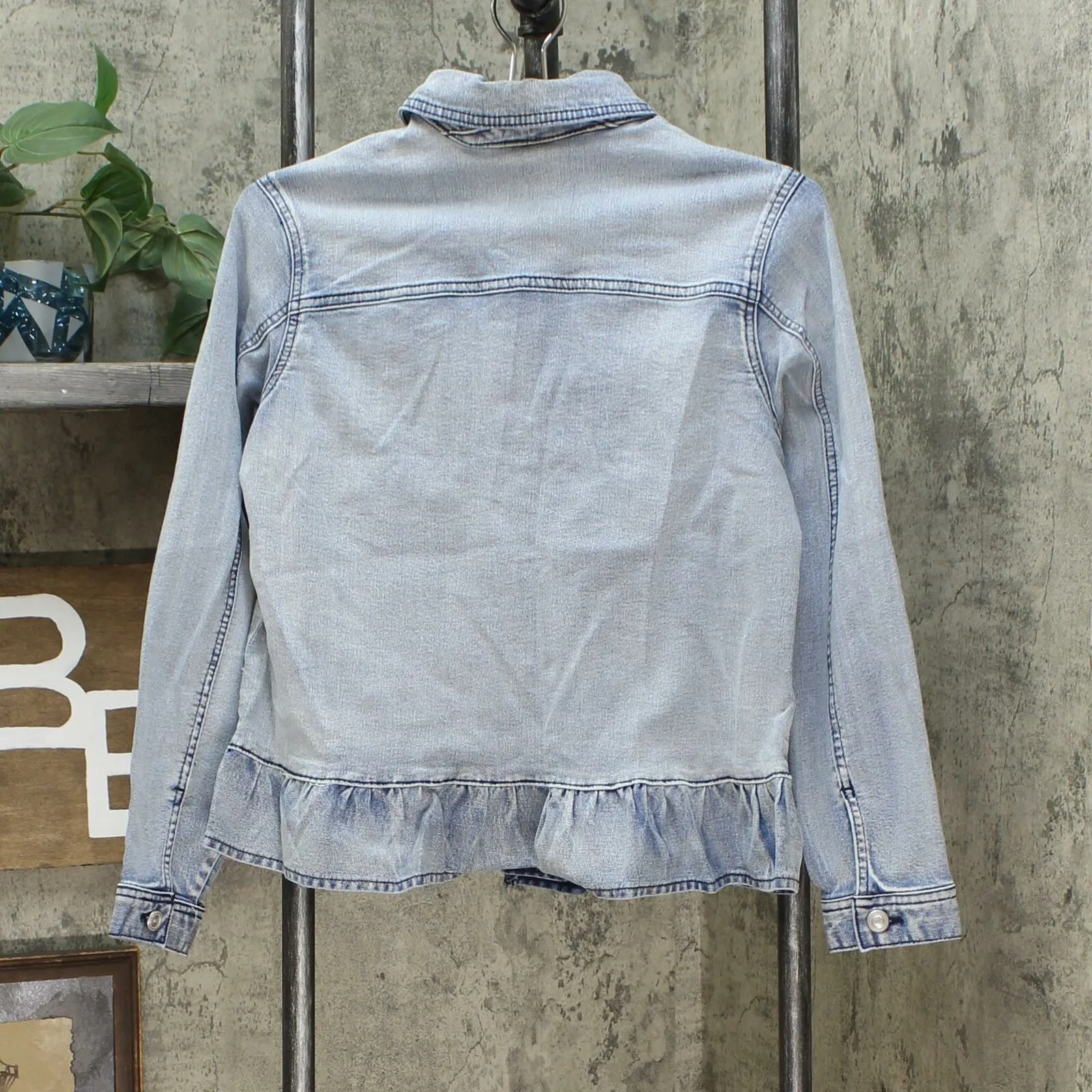 DG2 by Diane Gilman Women's Ruffled Hem Classic Stretch Denim Jacket