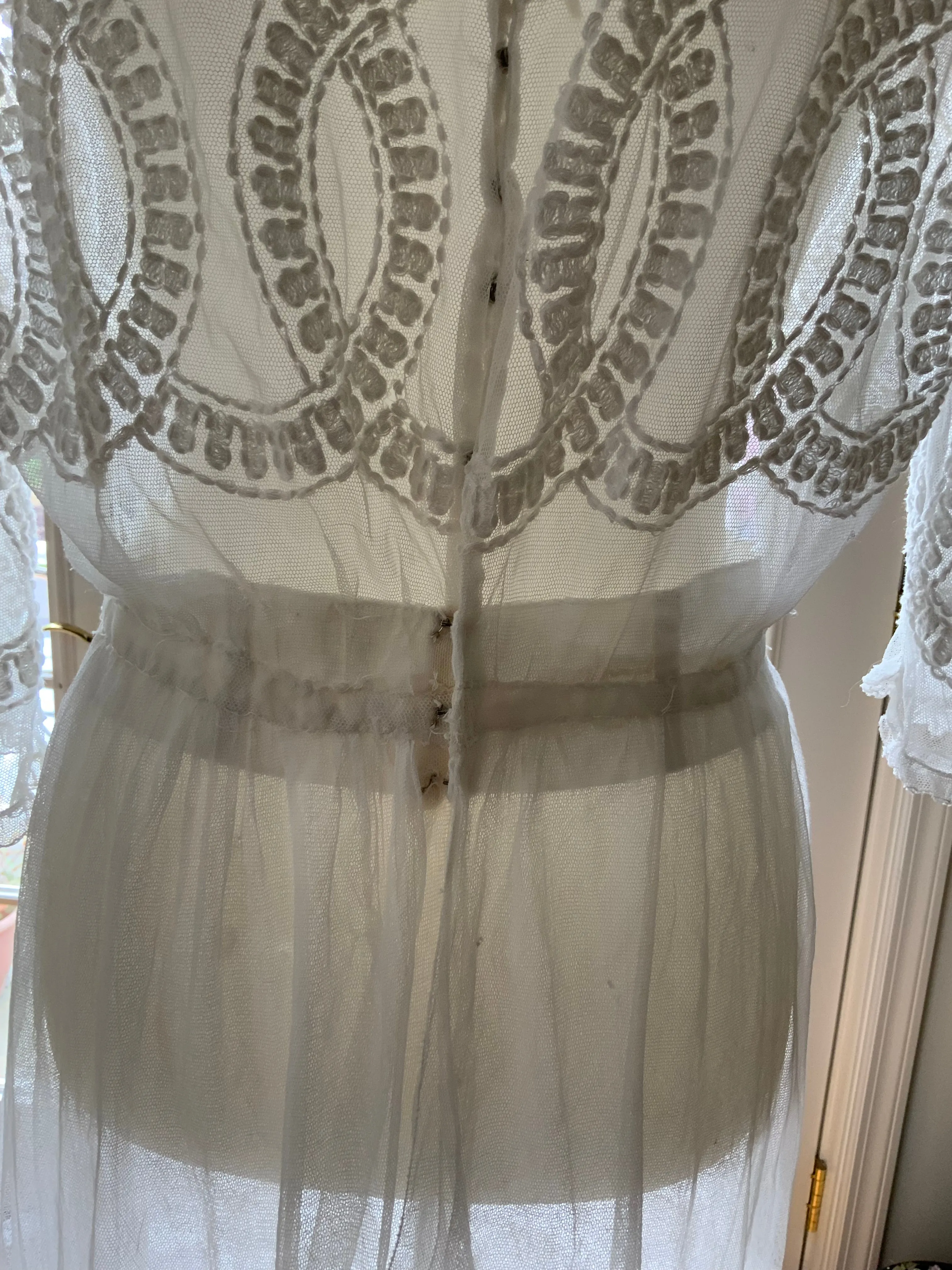Edwardian Embroidered Tulle Tea Dress - 1910 - Bridal
