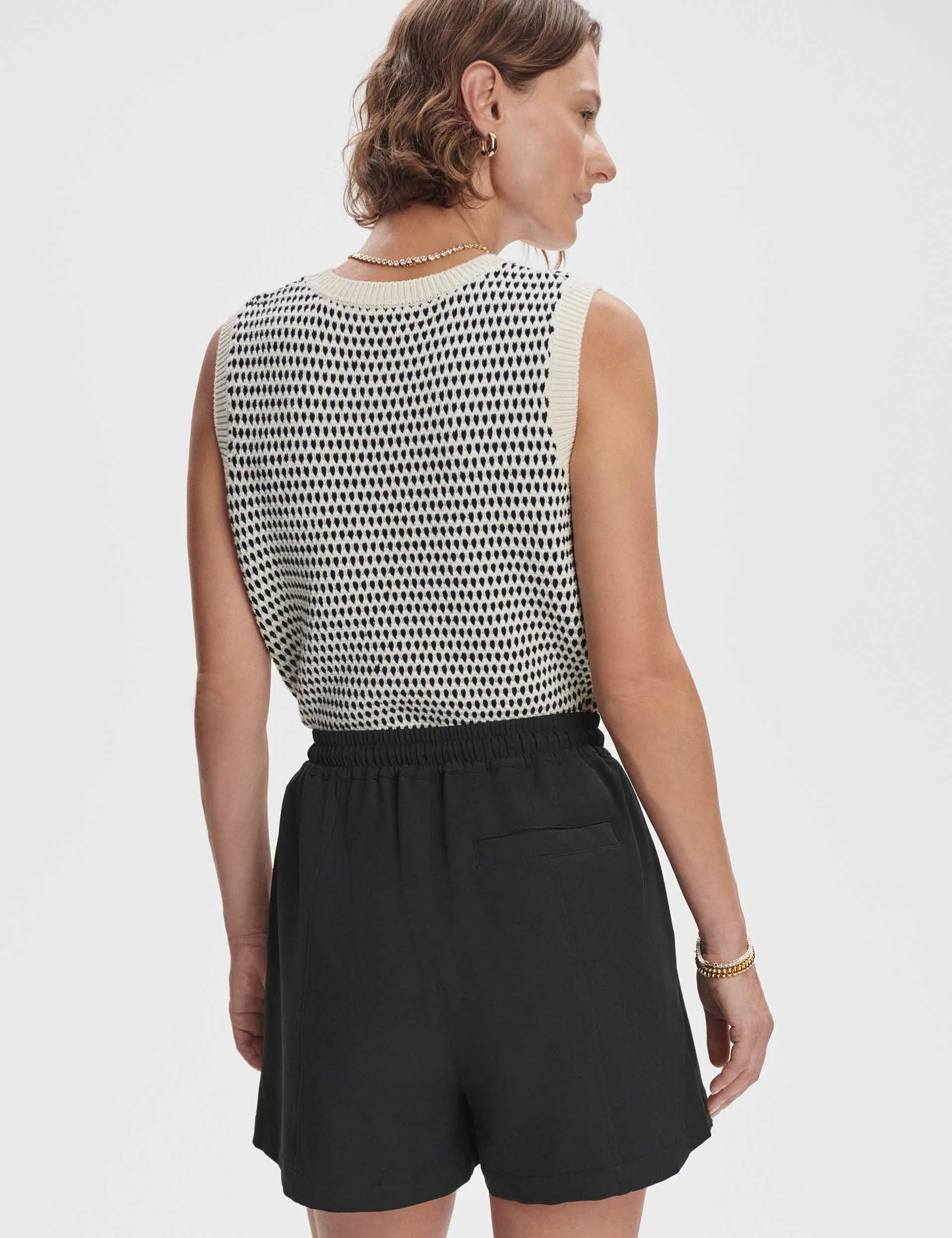 Esmond Short 3" - Black