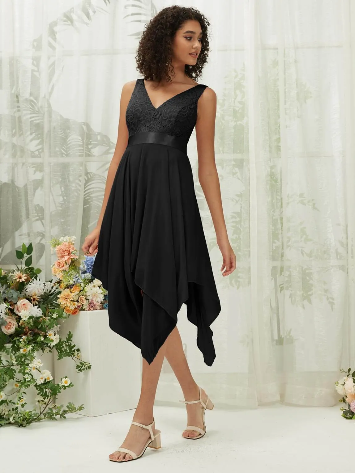 [Final Sale] Black Lace V-Neck Sleeveless Midi Length Chiffon Flowy Bridesmaid Dresses