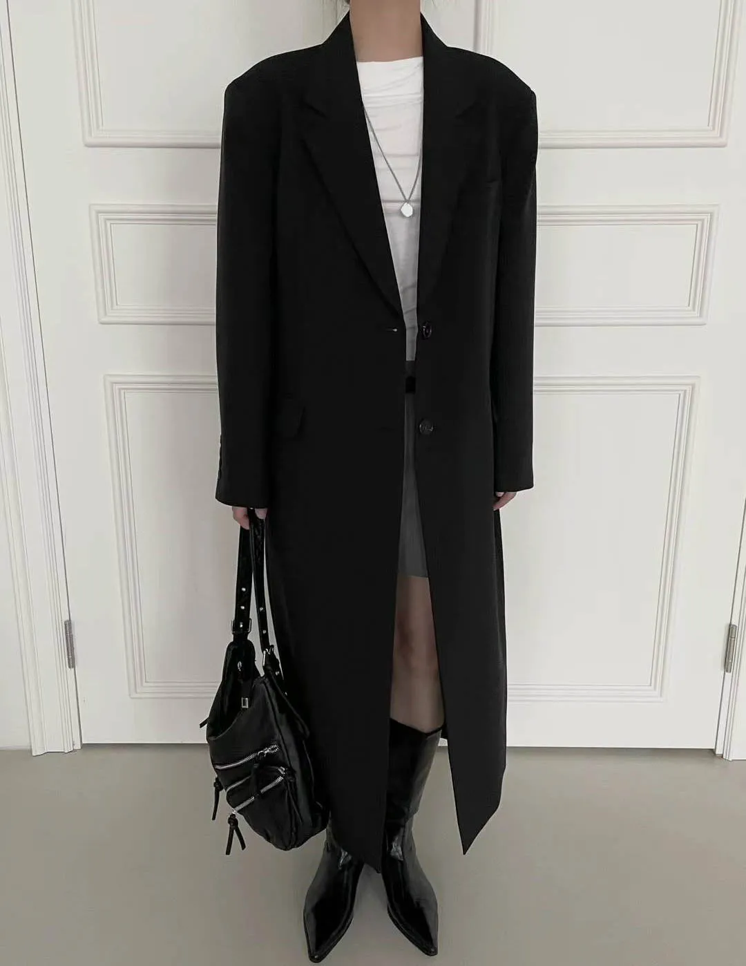 GAVVI OVERCOAT BLACK