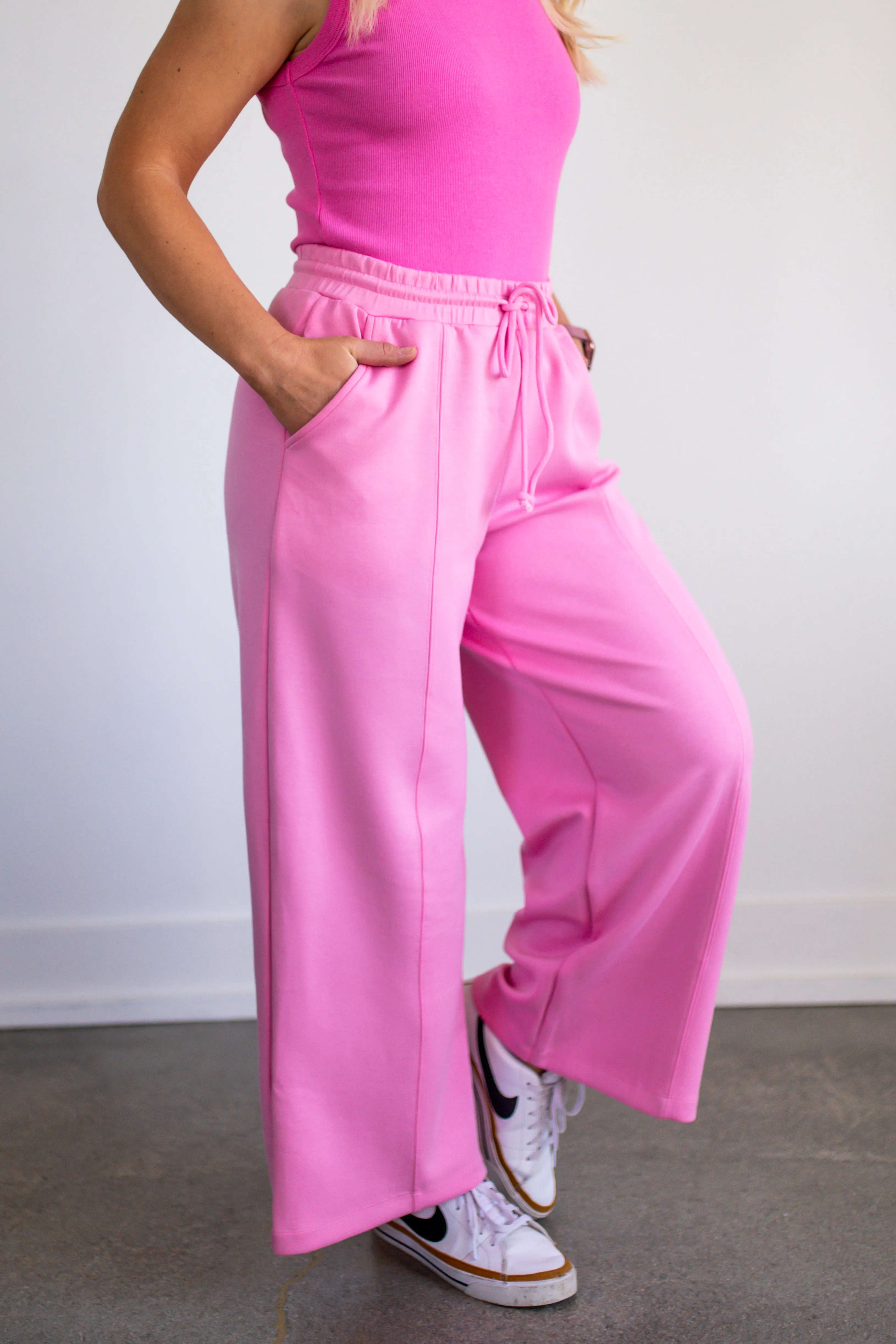 Hibiscus Scuba Wide Leg Pants