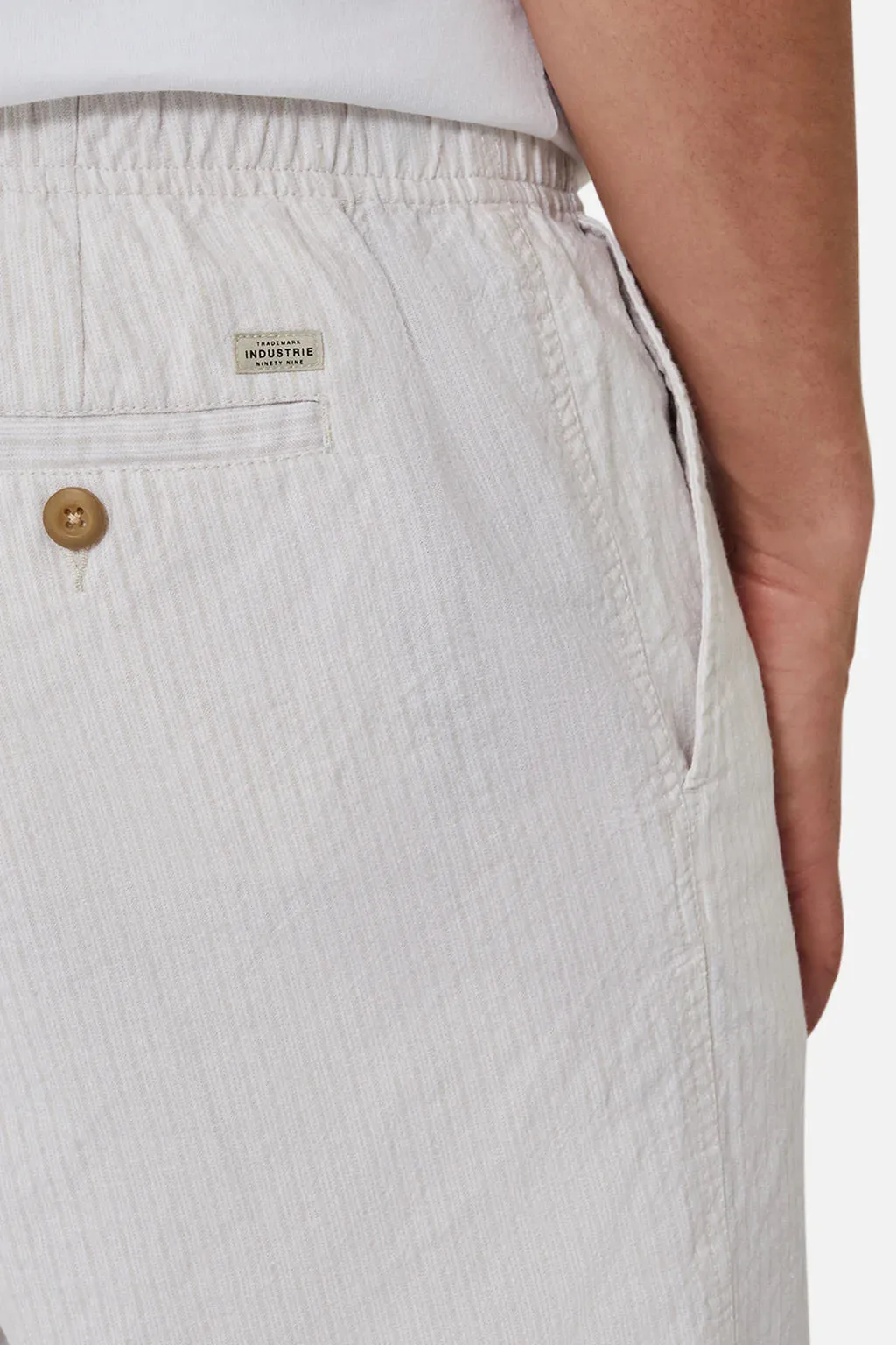 Industrie The Elio Short