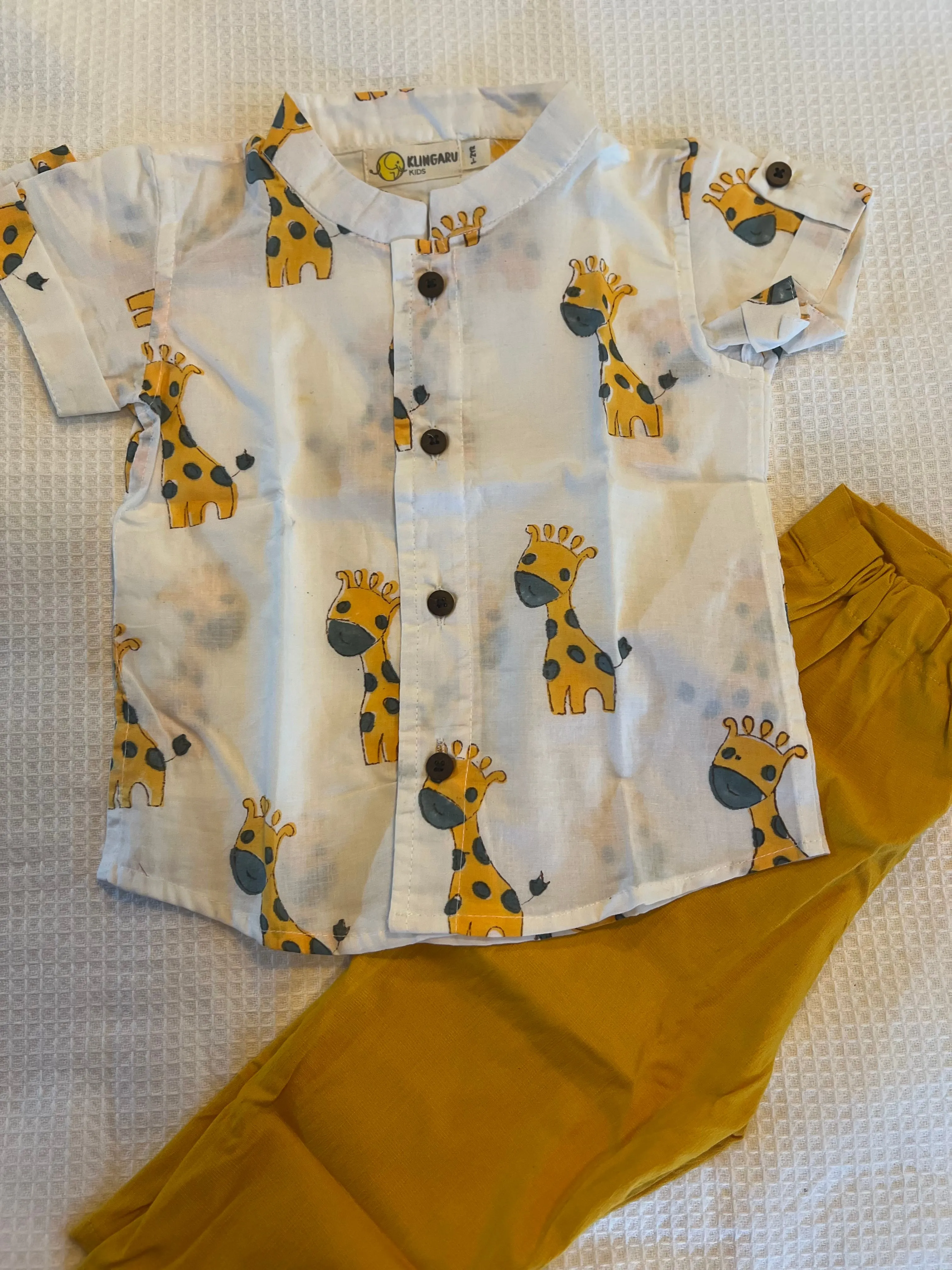 Klingaru Shirt - Giraffe