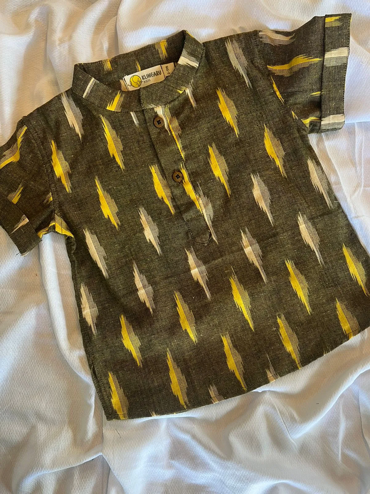 Klingaru Short Kurta - Mehandi Green in Ikat