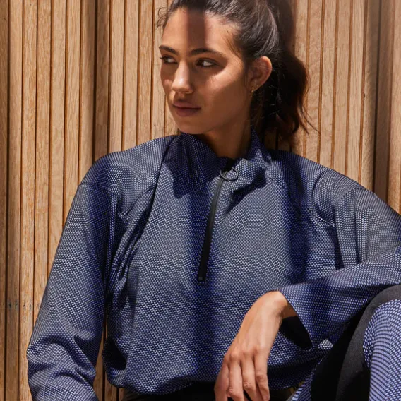 Koral Dylan Mesh Half Zip Pullover Black/Persian Jewel