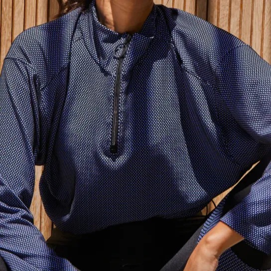 Koral Dylan Mesh Half Zip Pullover Black/Persian Jewel