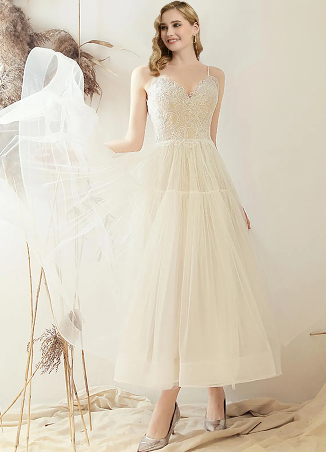 Lace Embroidery Backless Simple Slim Wedding Bridal Dress