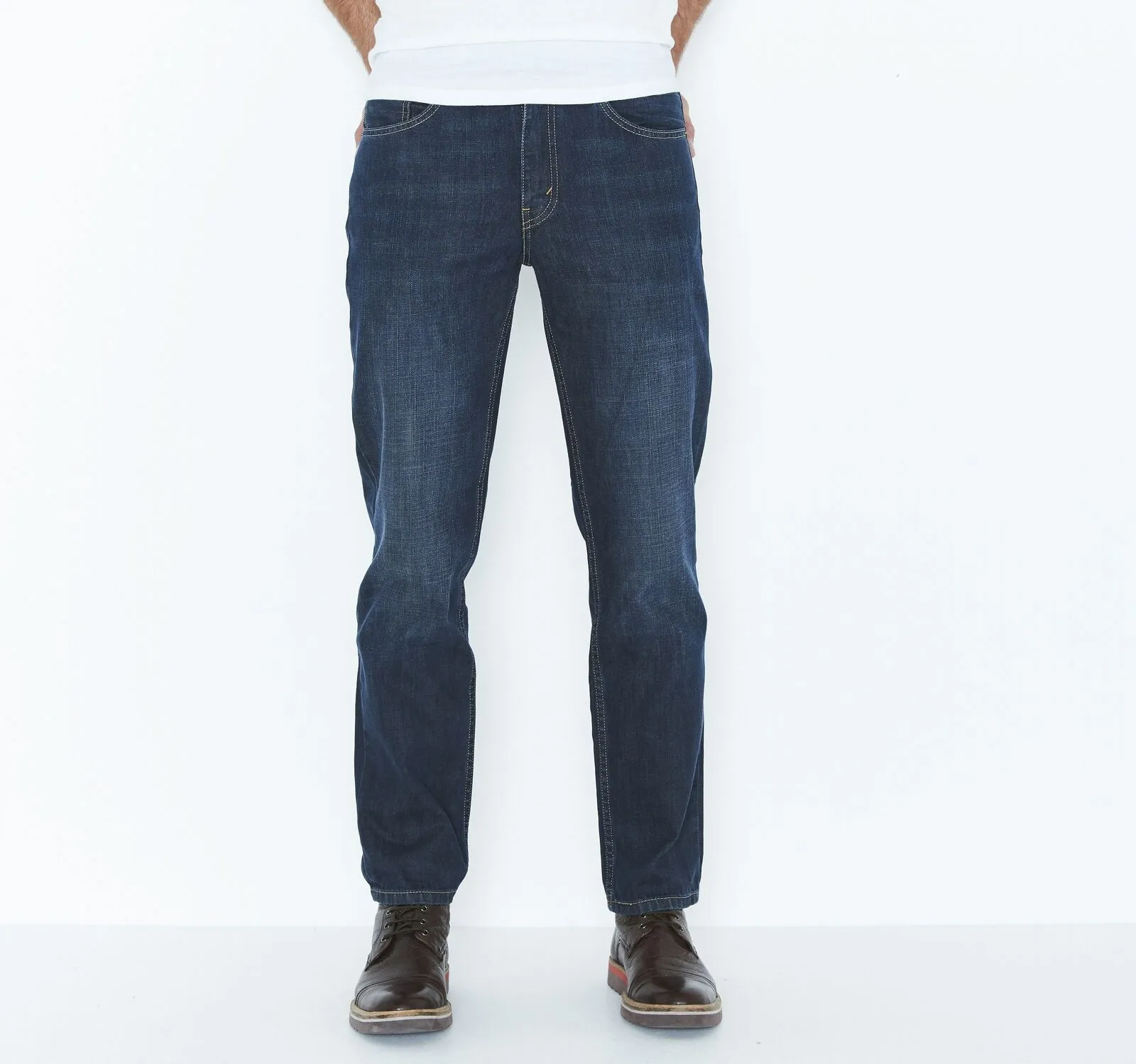 Levis 516 Straight Jean