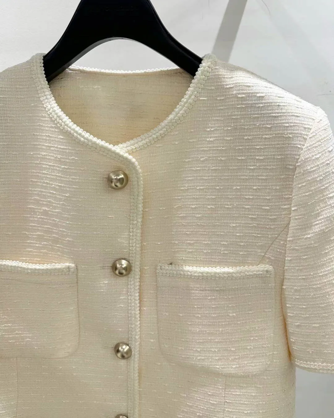 LORI SHORT SLEEVE BLAZER