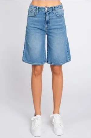 Low Rise Mid Wash Jort