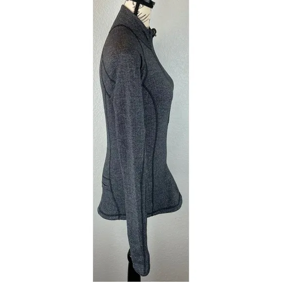 Lululemon Run:U Turn Herringbone Pullover Sweater, size 6