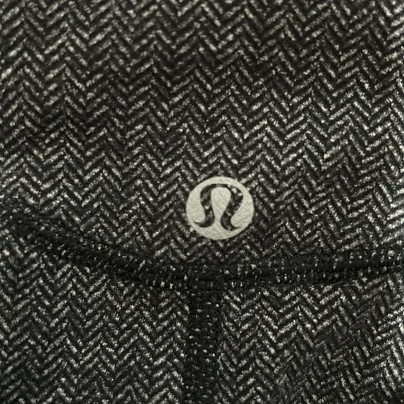 Lululemon Run:U Turn Herringbone Pullover Sweater, size 6