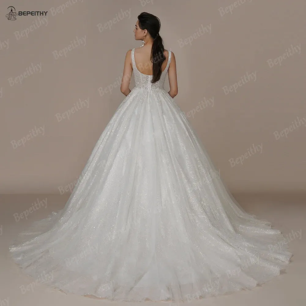 Luxury V Neck Crystal Wedding Dresses Sleeveless Court Train Beading