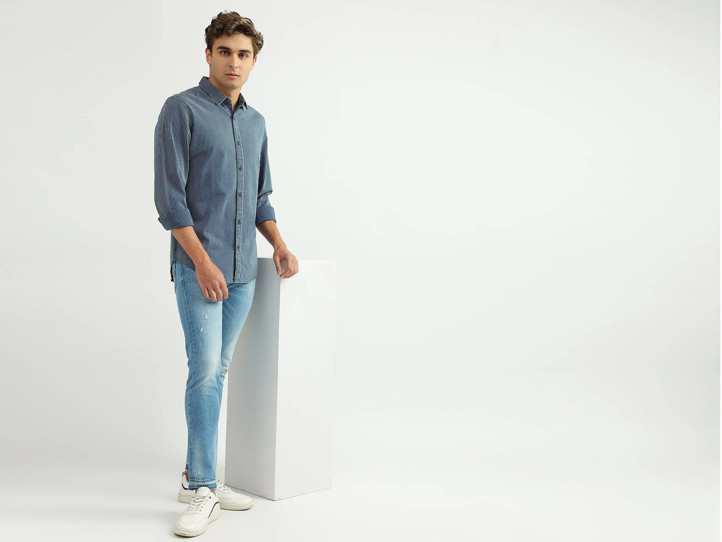 Men Solid Low Crotch Jeans
