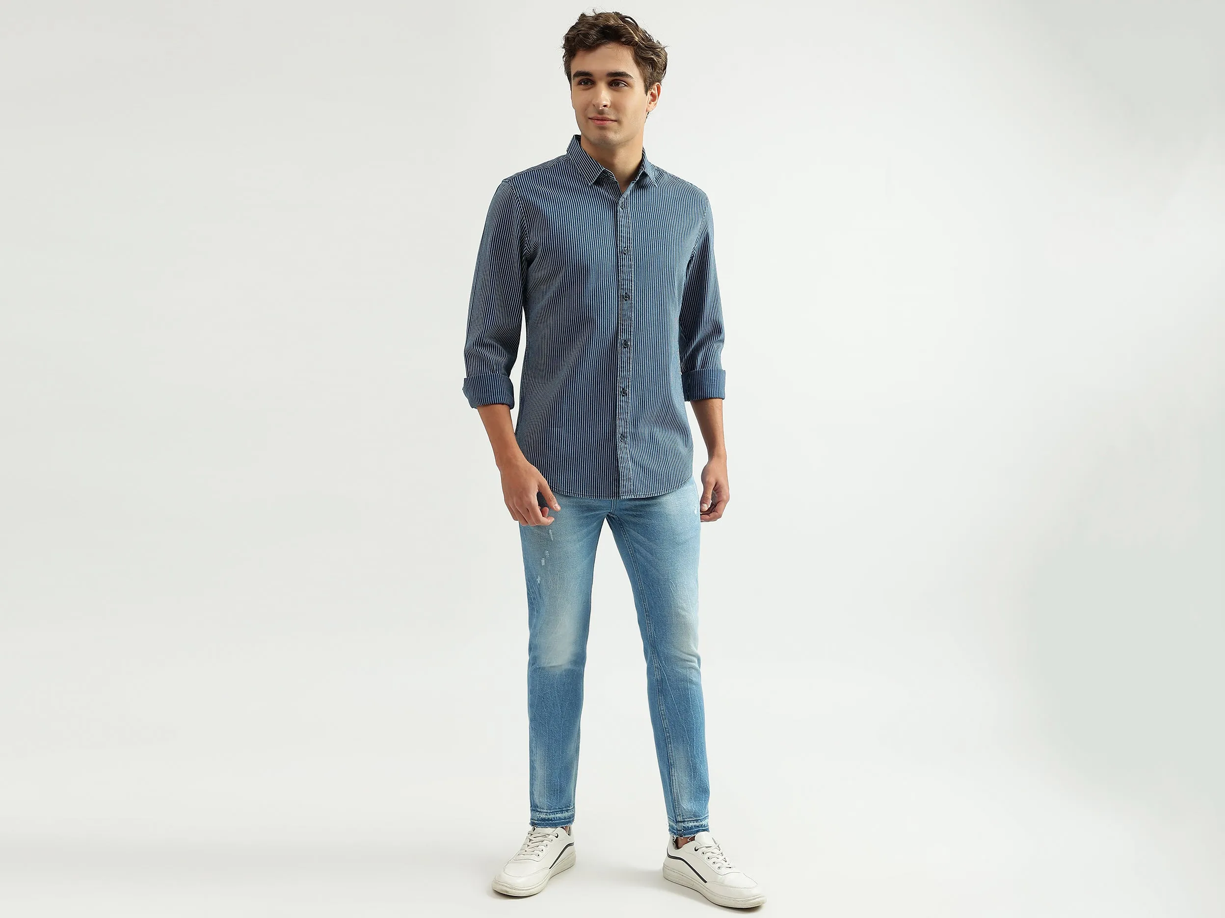 Men Solid Low Crotch Jeans