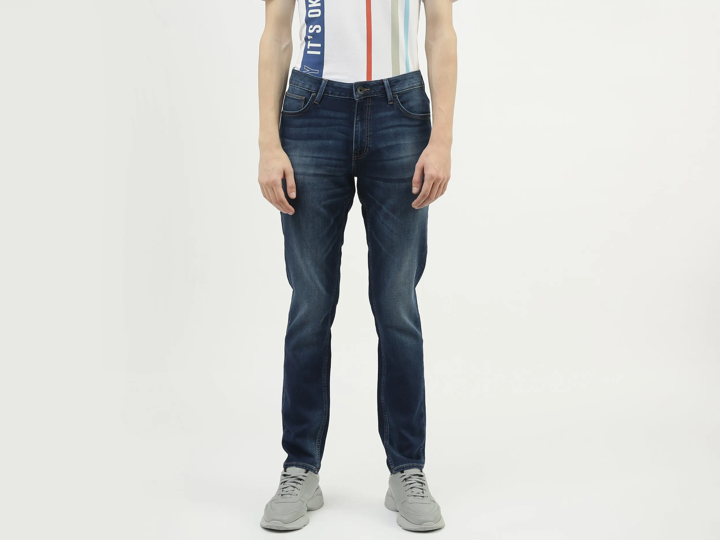 Men Solid Skinny Fit Jeans