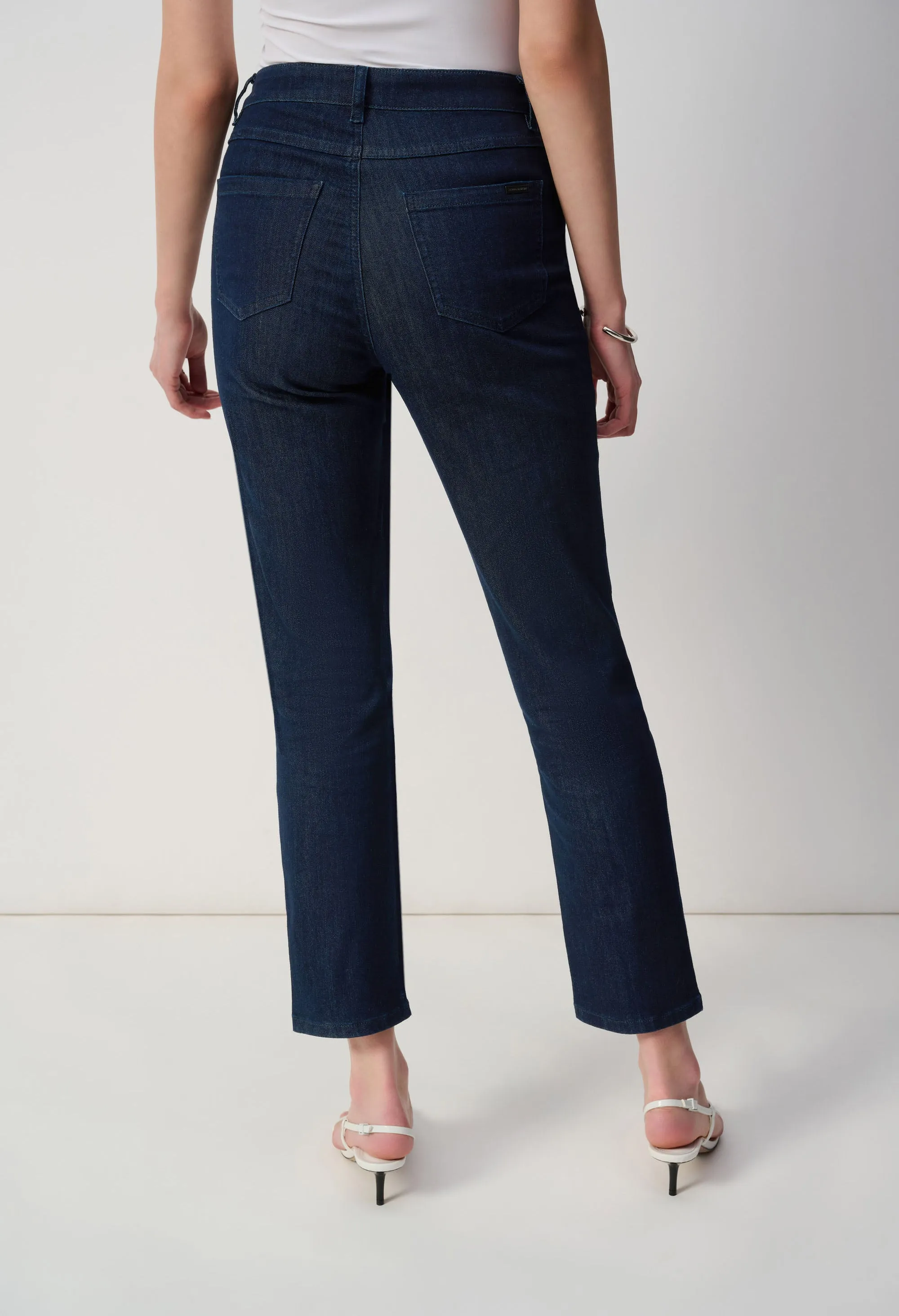 Mid-rise Casual Jeans Style