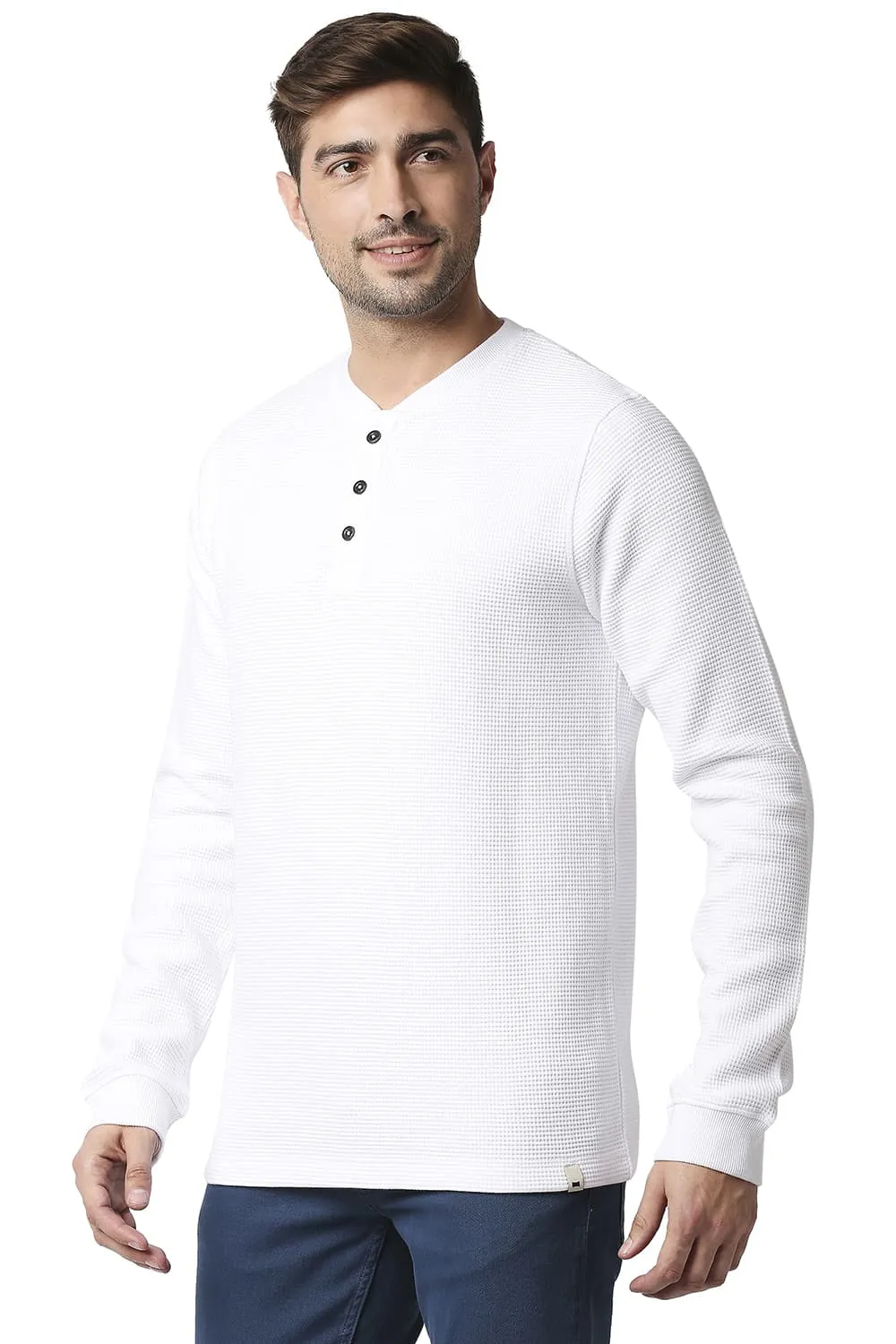 Muscle Fit Henley T-shirt