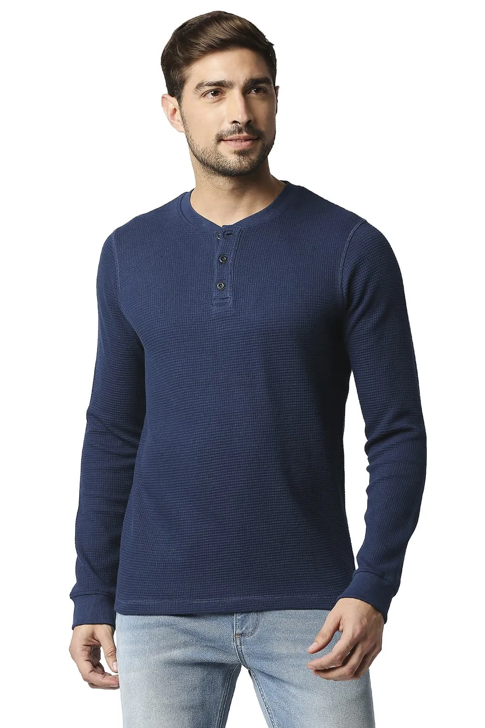 Muscle Fit Henley T-shirt