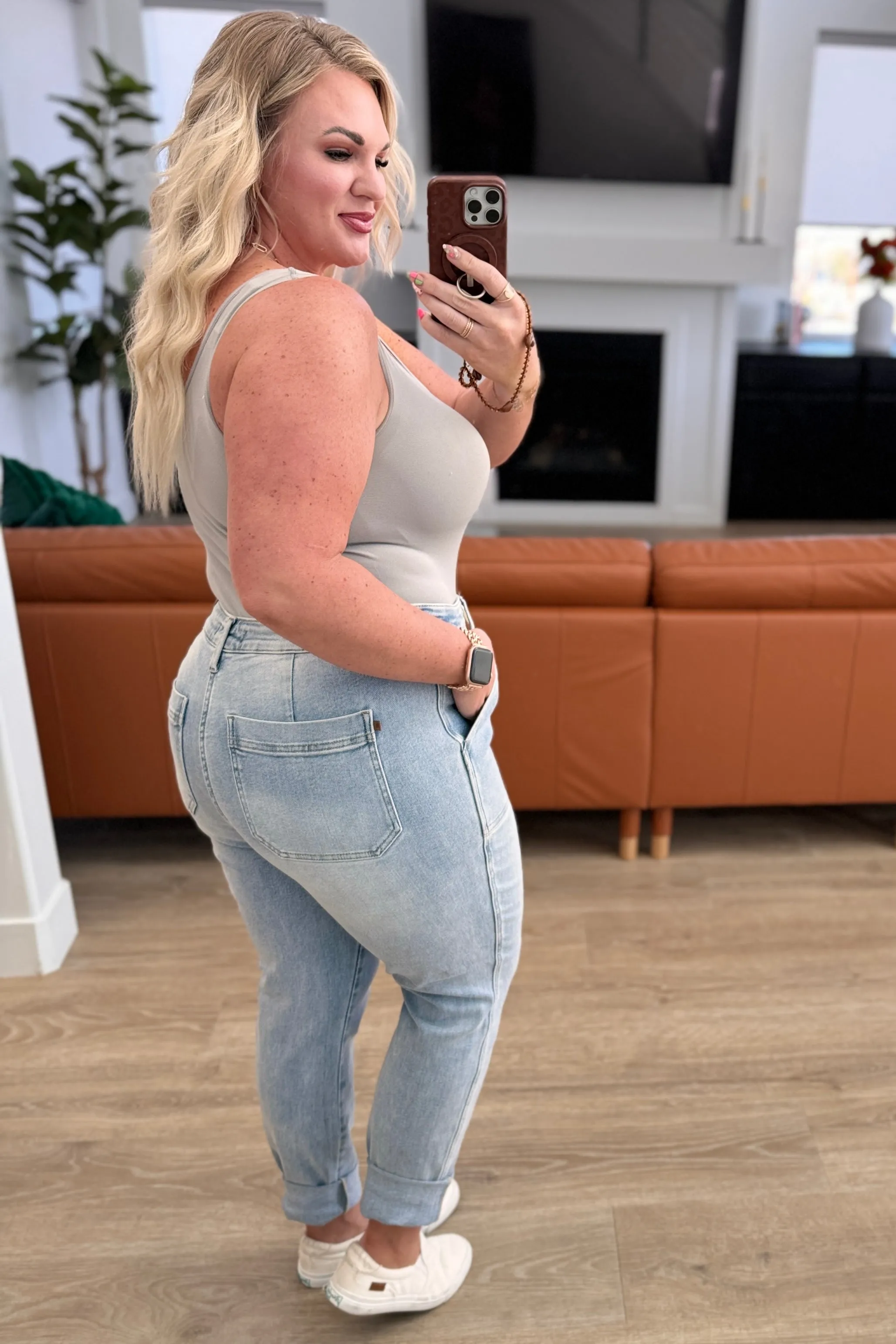 Must Have Cooper High Rise Vintage Denim Jogger
