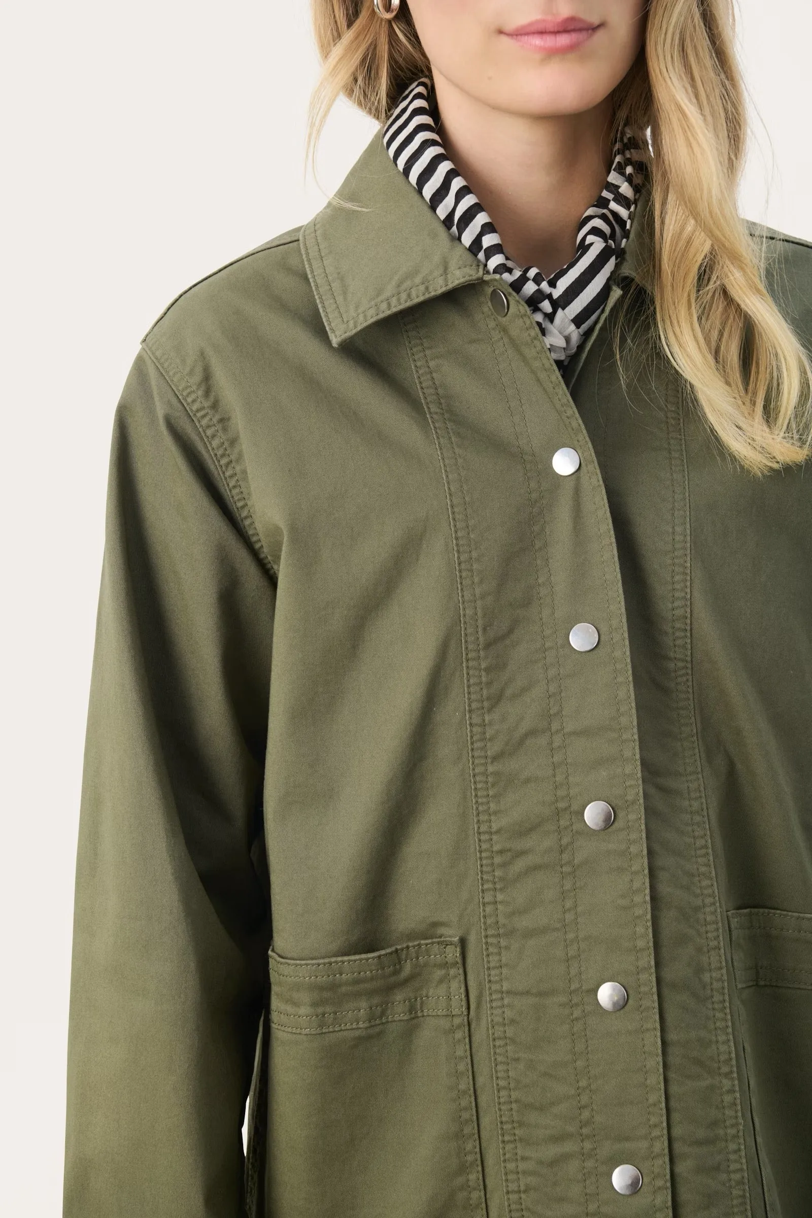 NadinPW Outerwear
