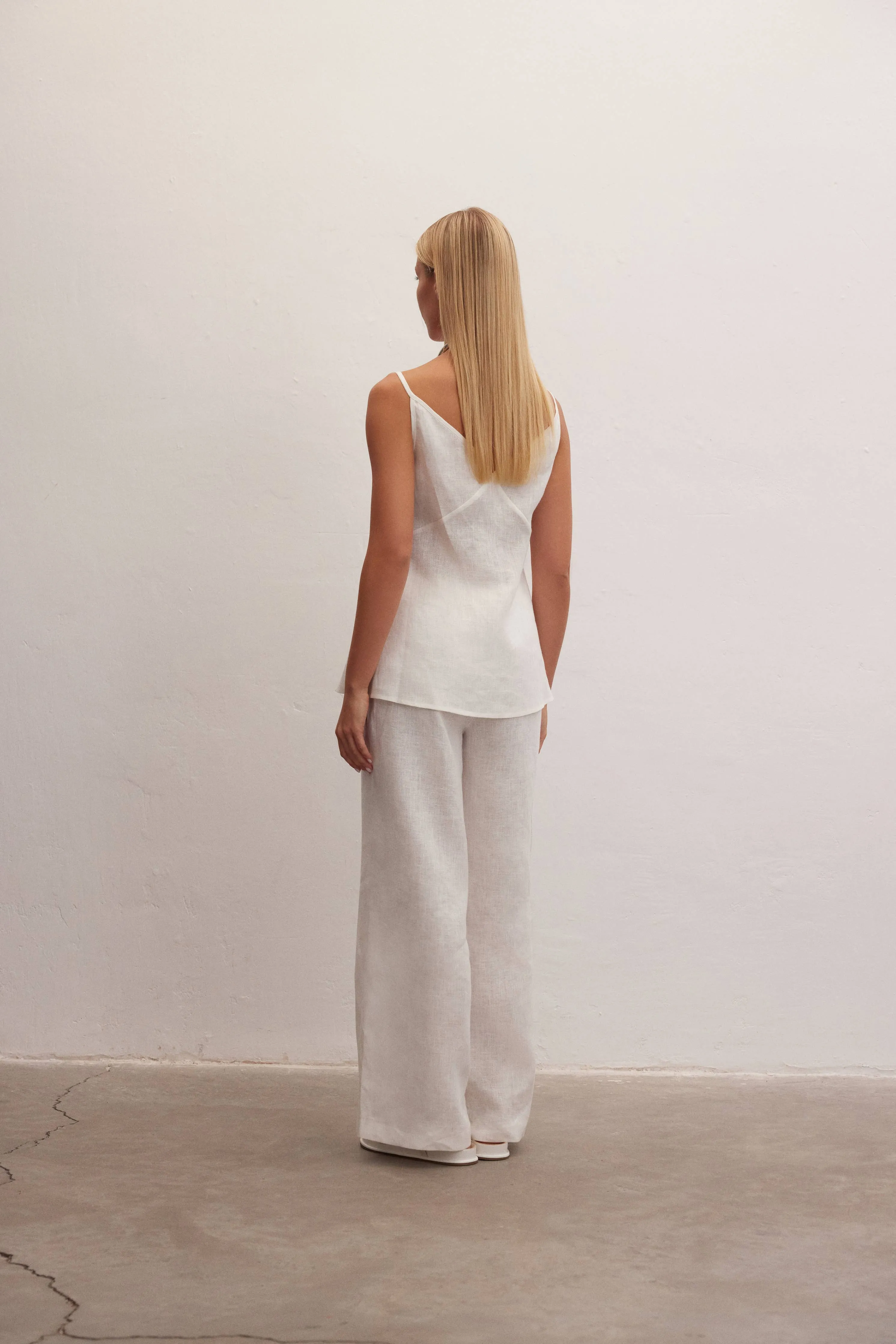 Nova | Spaghetti Strap Linen Top