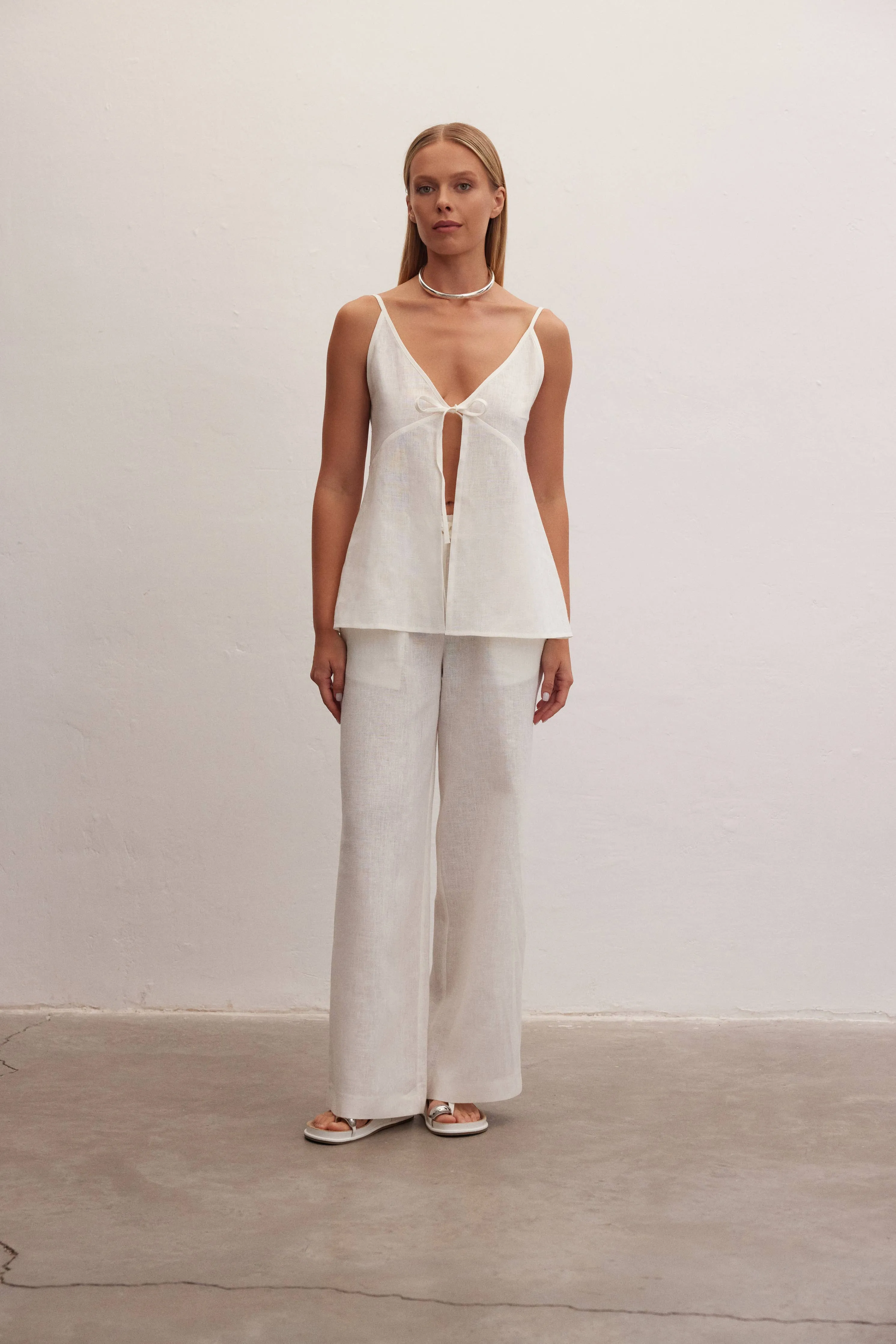 Nova | Spaghetti Strap Linen Top