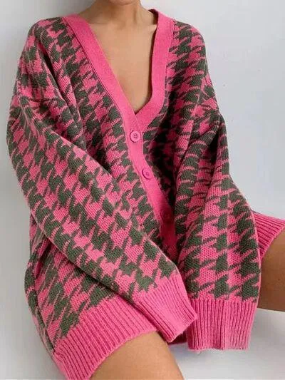 On Trend Classic Oversized Houndstooth Cardigan