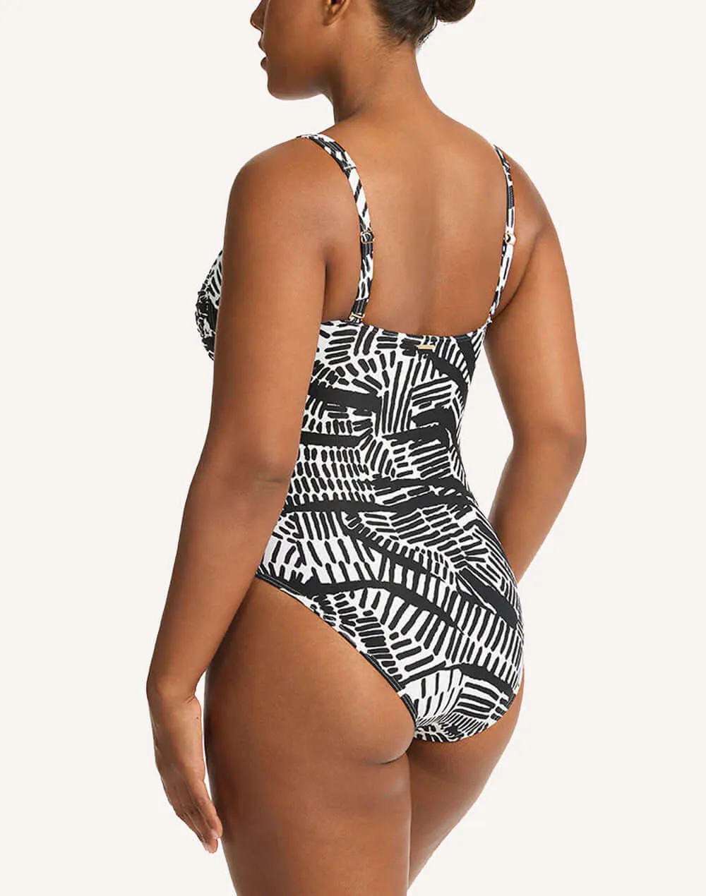 Pampas Twist Front Multifit One Piece