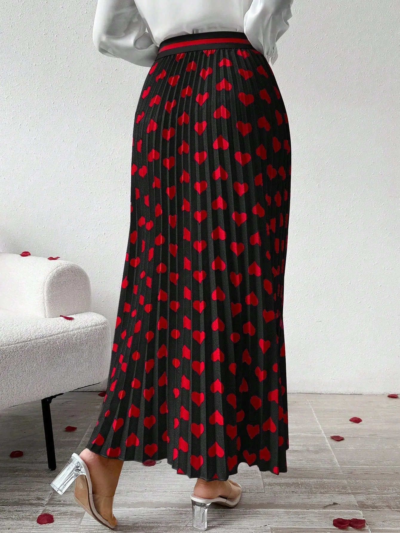 Privé Women's Printed Pleated Midi Skirt