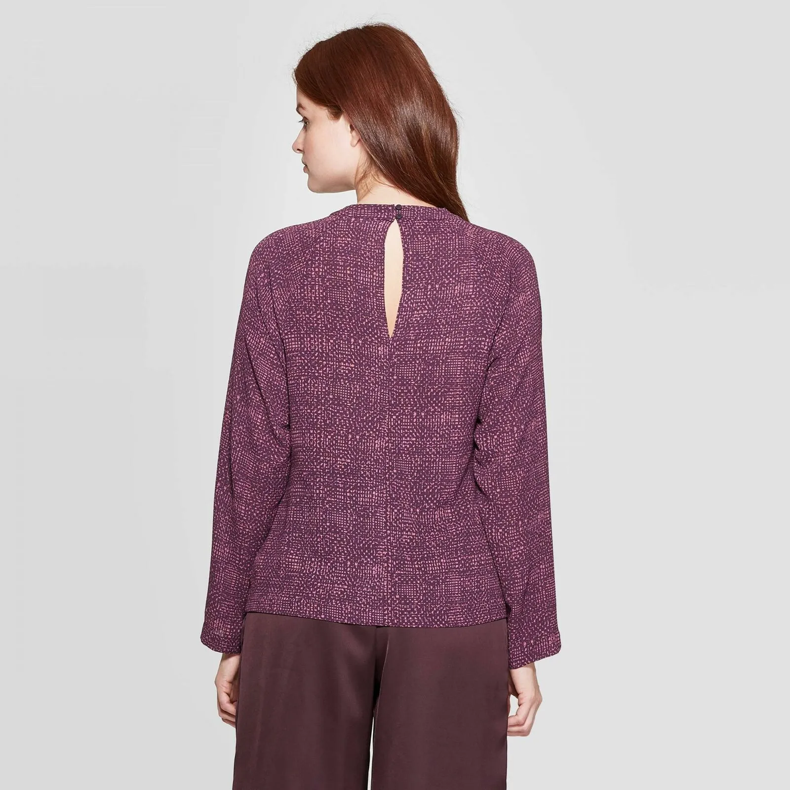 Prologue Women's Raglan Long Sleeve V-Neck Twist Front Blouse