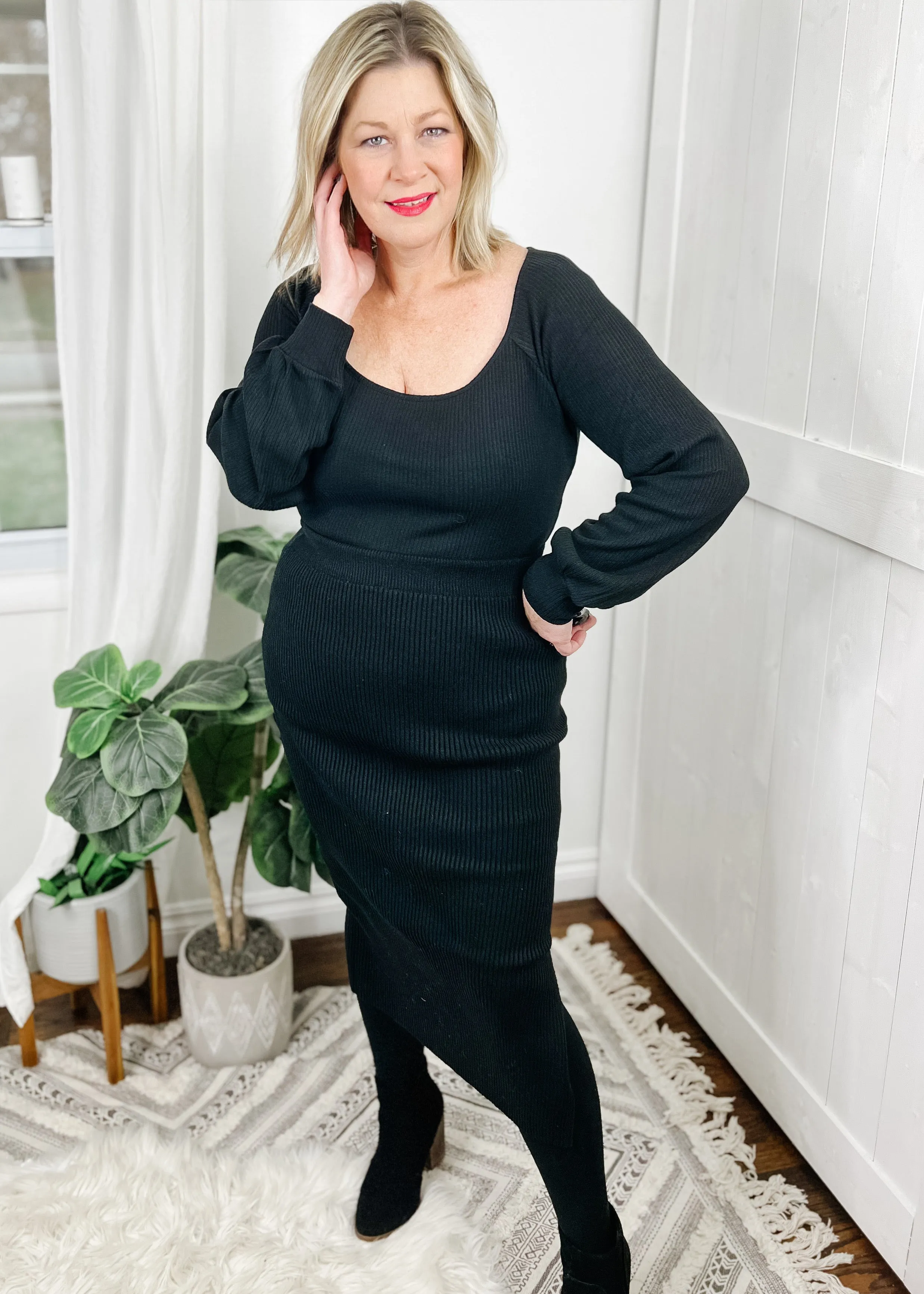 Ribbed Midi Sweater Skirt