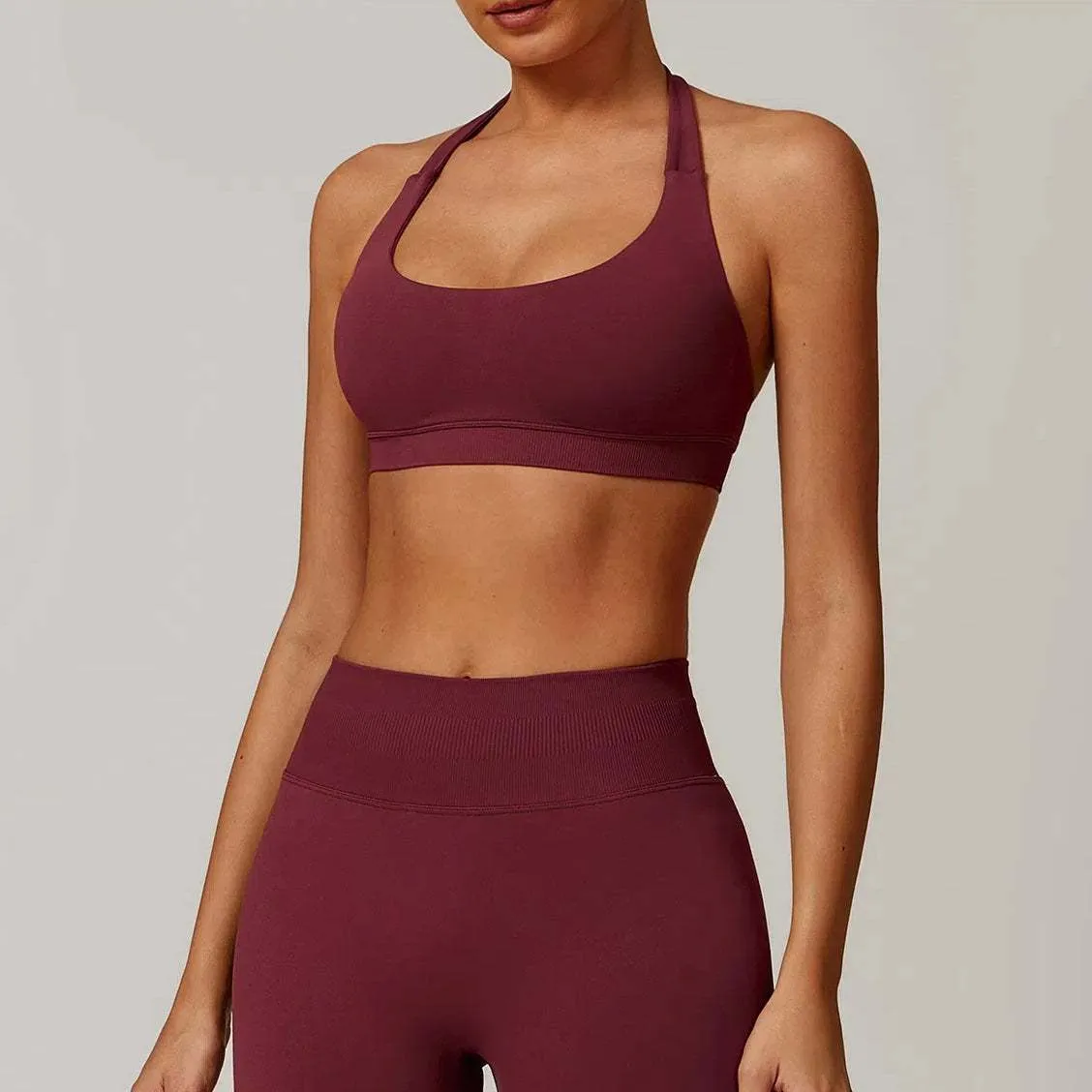Seamless Halter Sports Bra