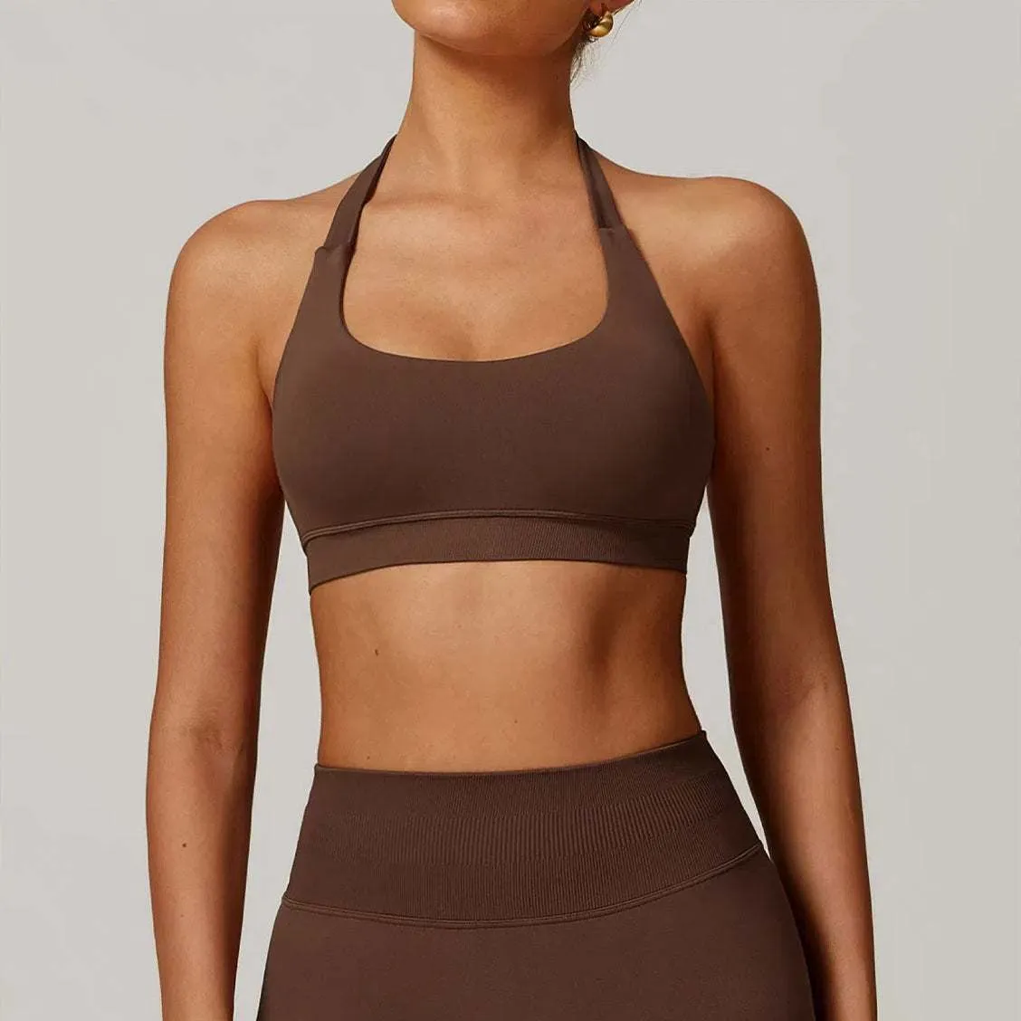 Seamless Halter Sports Bra
