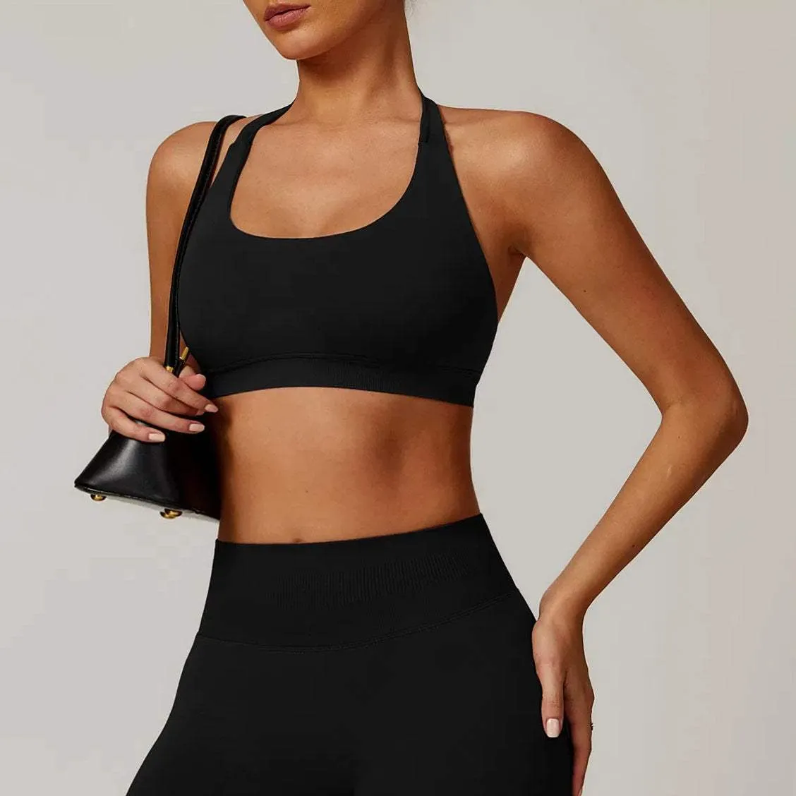 Seamless Halter Sports Bra