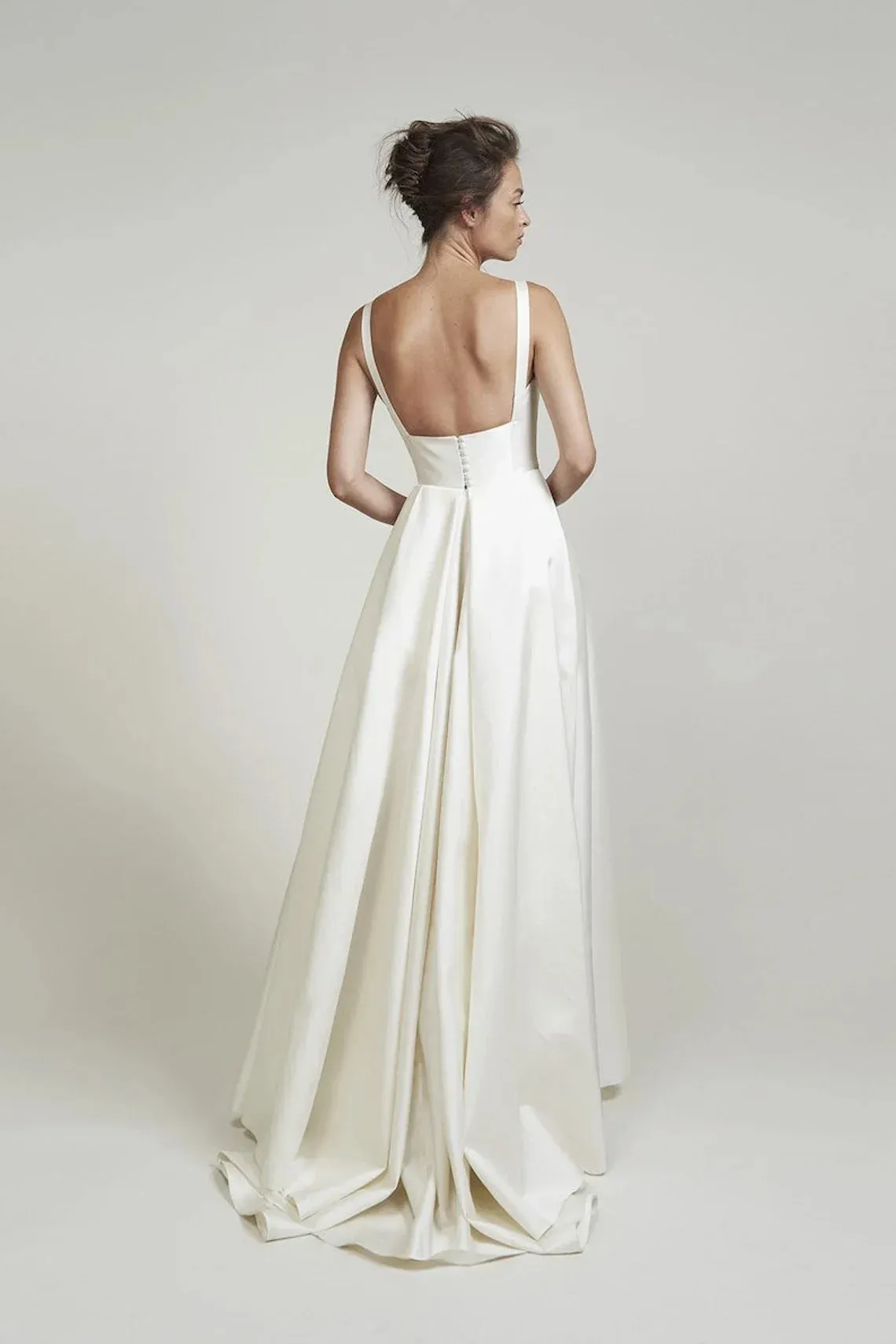 Simple Wedding Dresses With Pockets Long Satin Spaghetti Straps Sweep