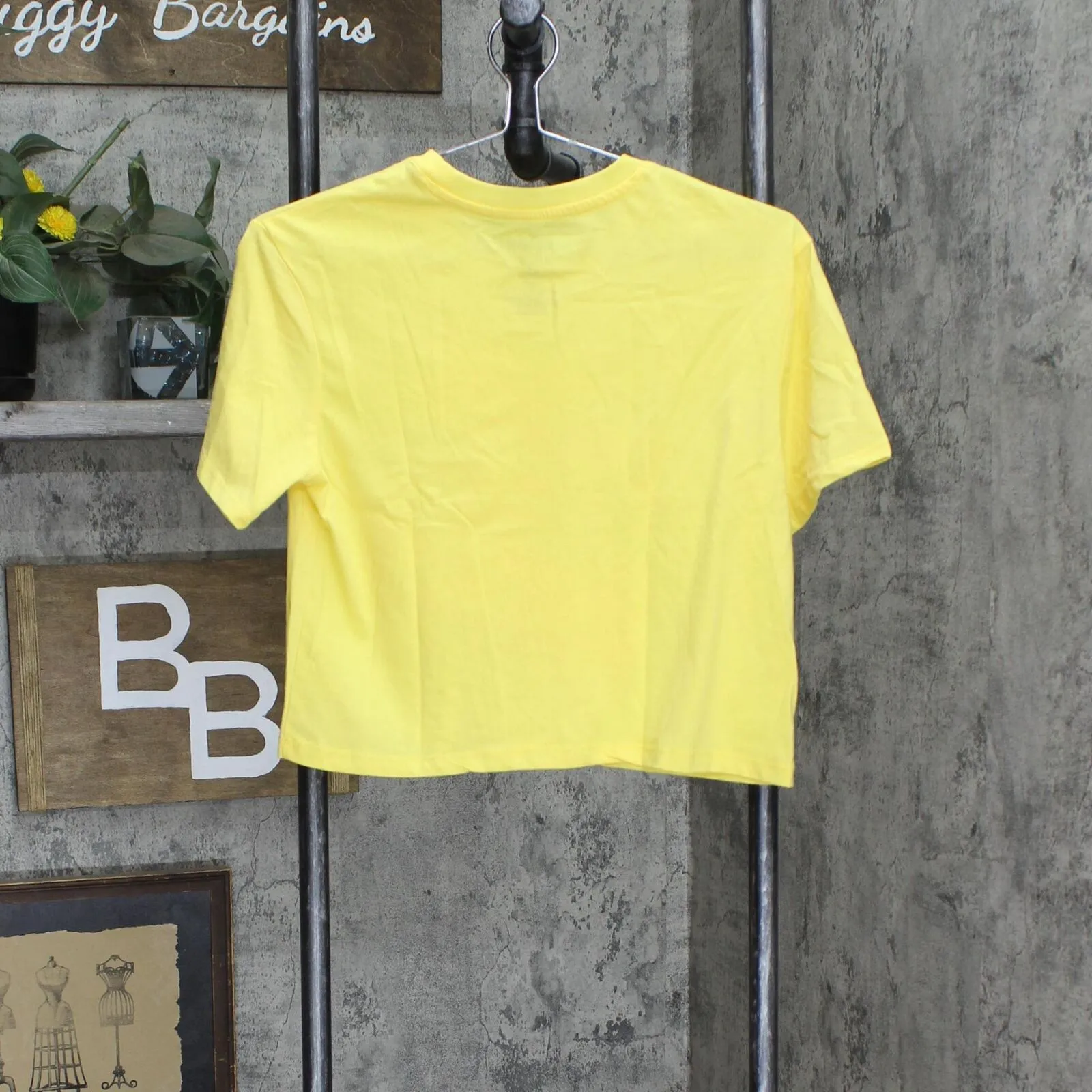 Sunkist Women's Short Sleeve Graphic Cropped T-Shirt 84901510